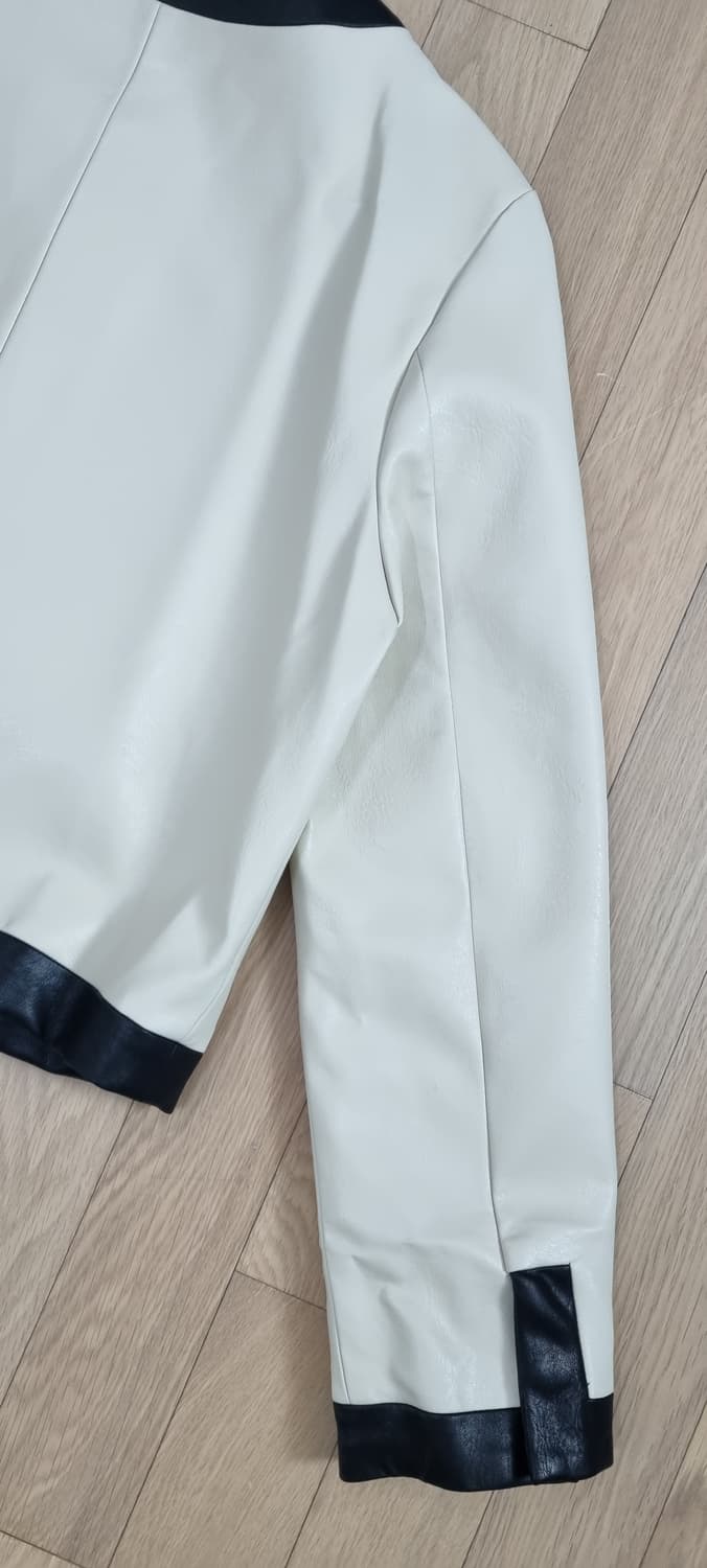 NAIN 나인 페이크 레더 크롭 자켓 S _ 여성 상품이미지8