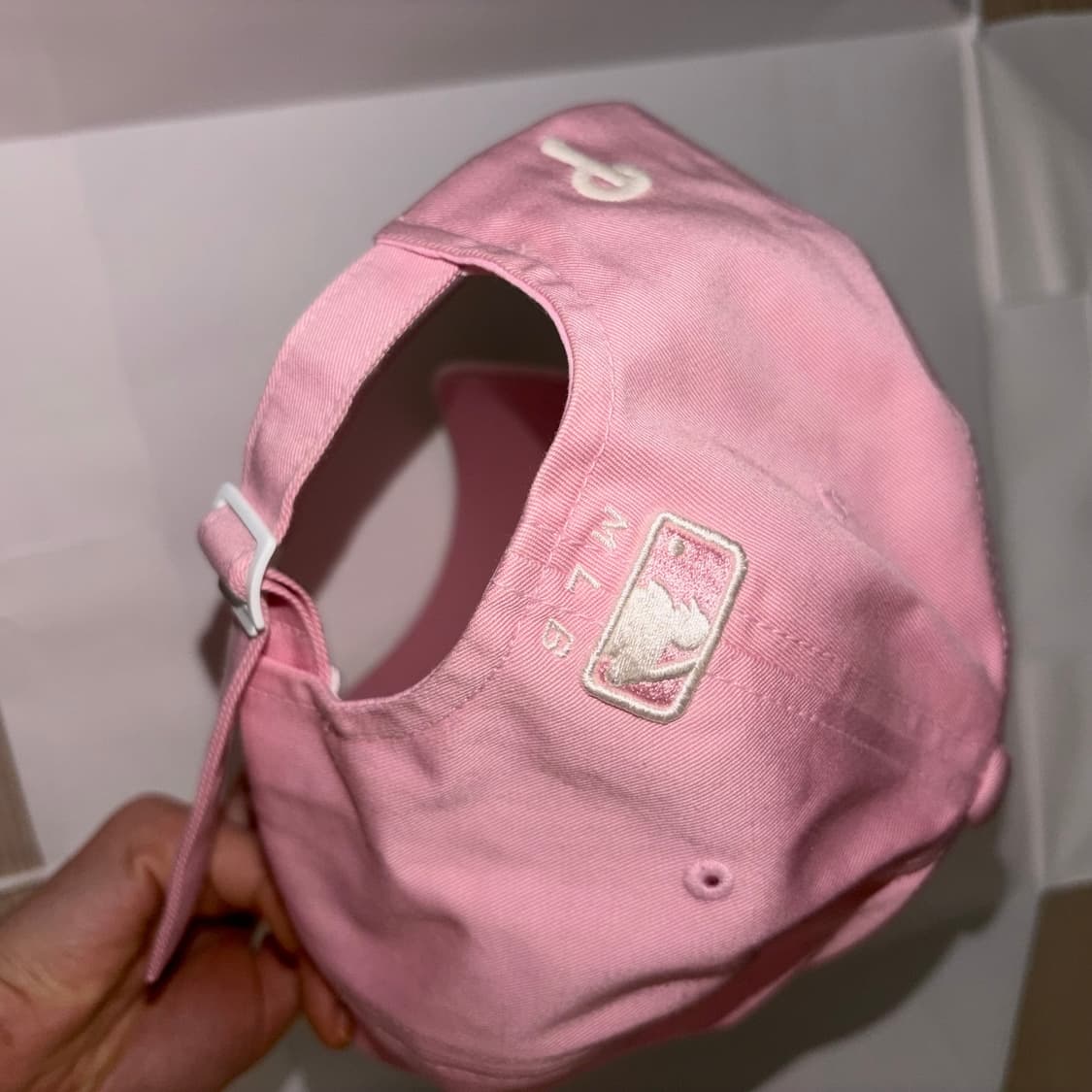 mlb 딸기우유 모자 상품이미지2