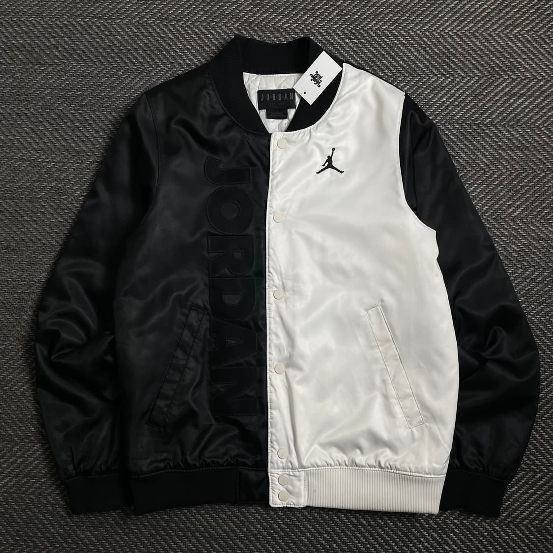 조던 에어조던 빅로고 사틴 바시티 점퍼 o 4192 상품이미지1