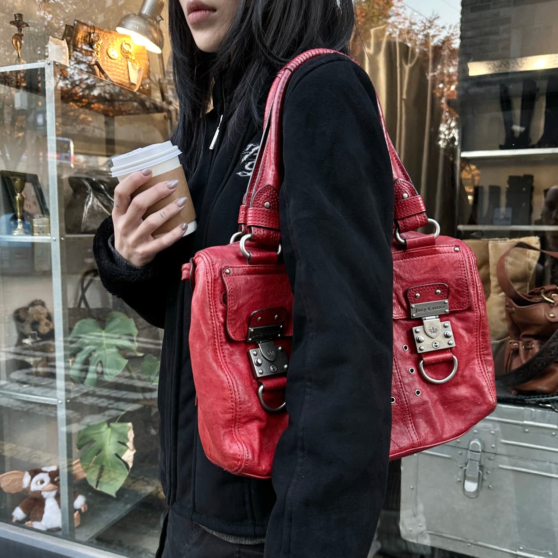 00s Y2K 빈티지 쥬시 꾸뛰르 가죽 락 버클 백 상품이미지10