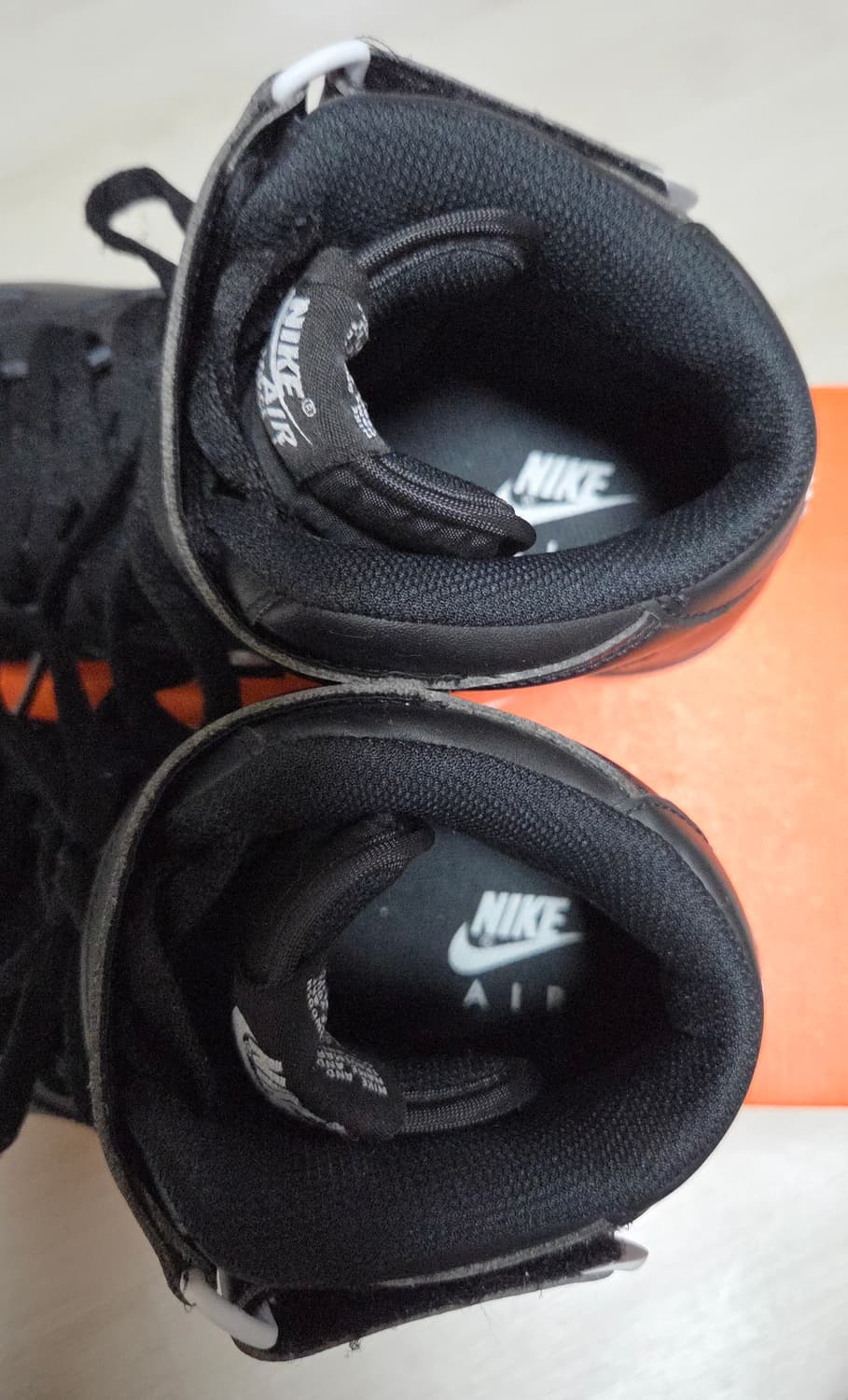 나이키 에어포스1 07 미드 검흰 상품이미지5