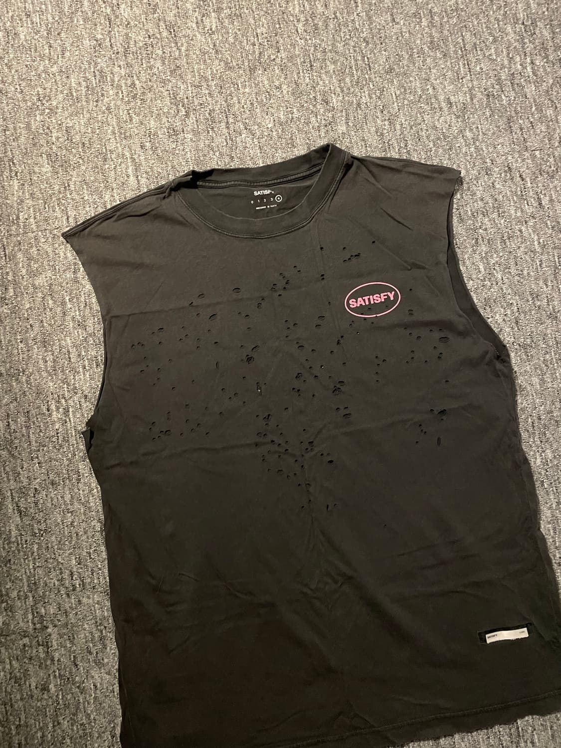 새티스파이 모스테크 슬리브리스 에이지드 블랙 [4] 상품이미지1