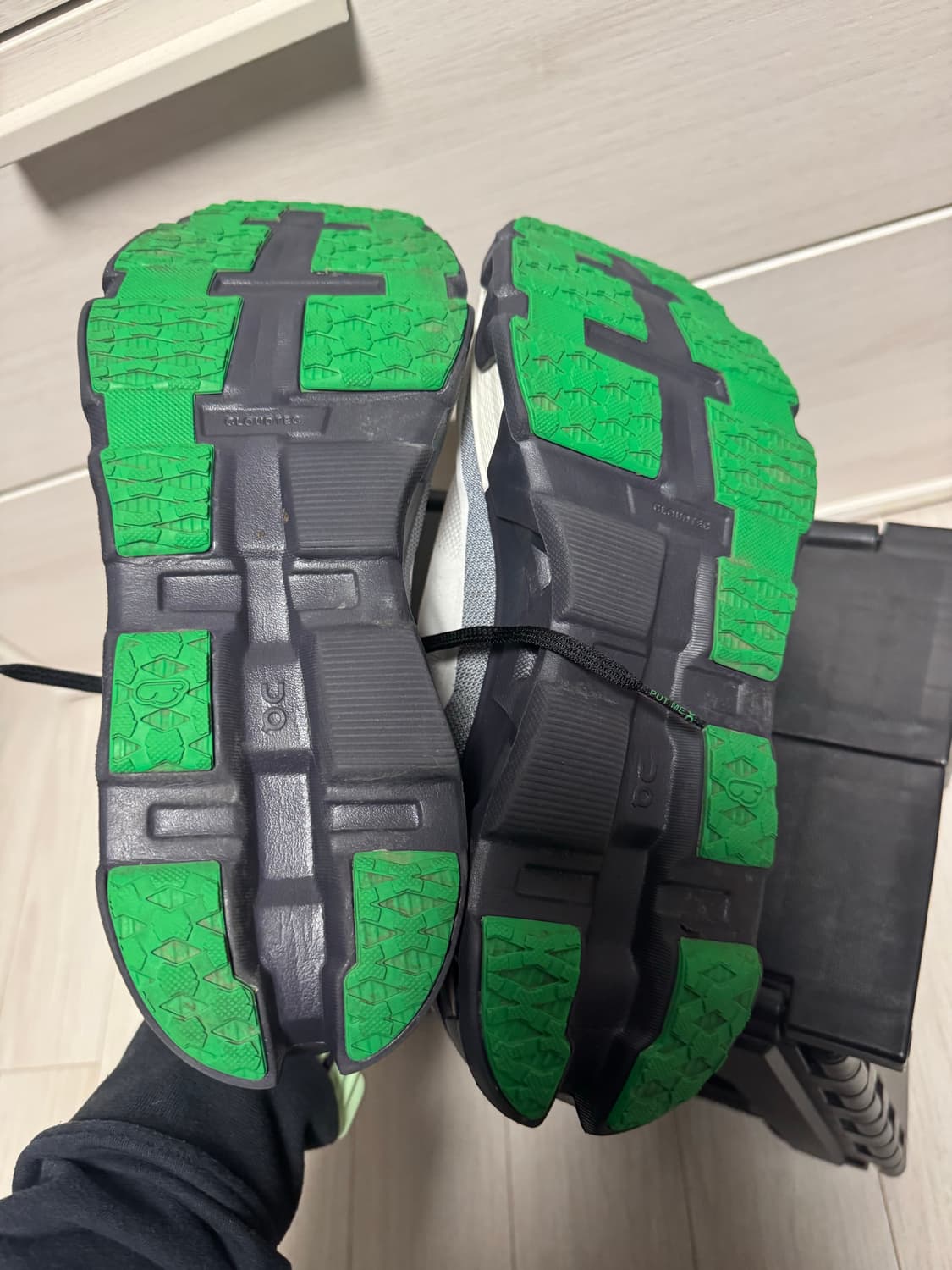 온러닝 클라우드몬스터 하이퍼 1회착용 상품이미지6