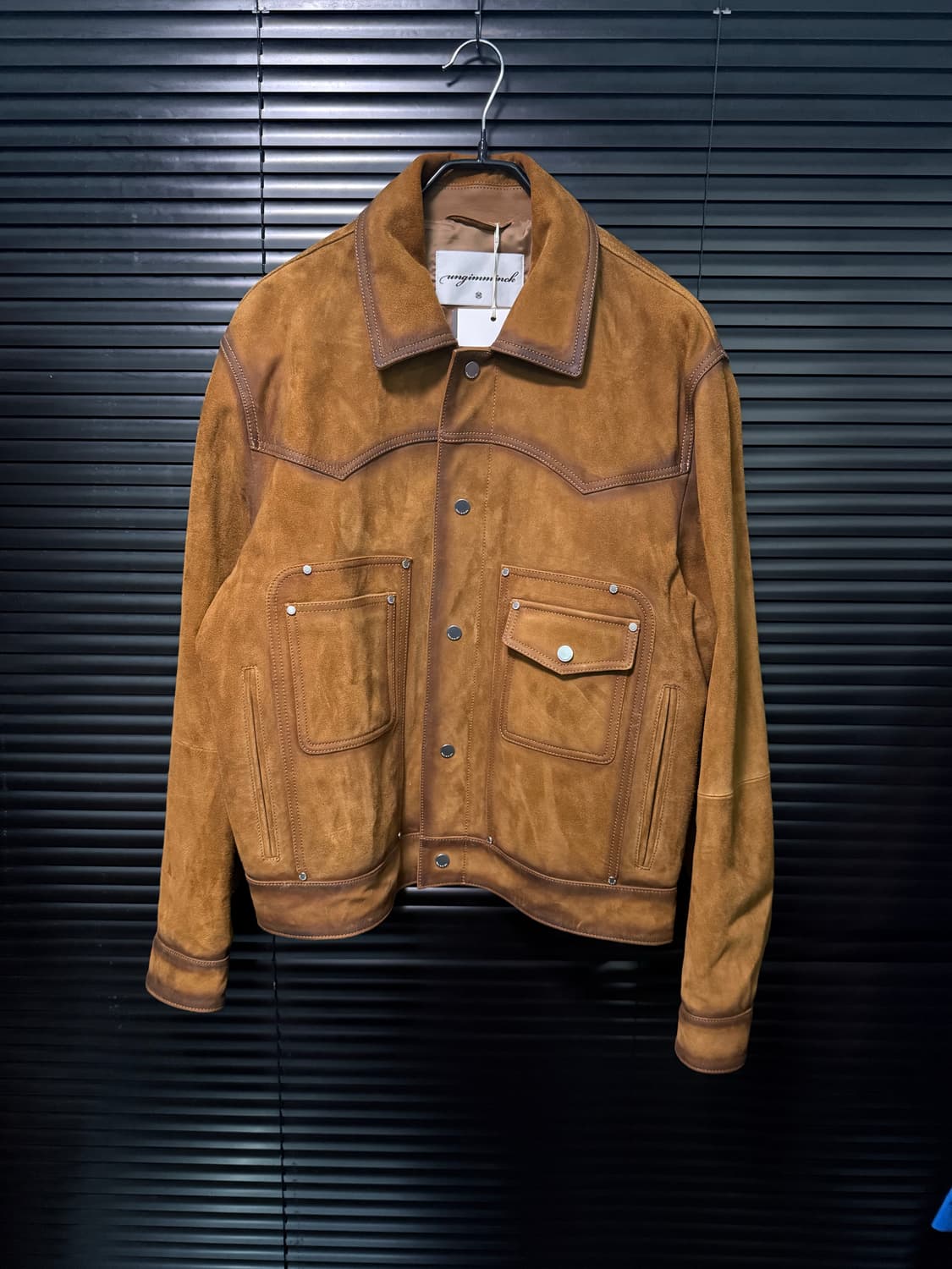 언지미크 웨스턴 트러커 오일 브러쉬 고트 스킨 염소 가죽 레더 카멜 포켓 상품이미지1