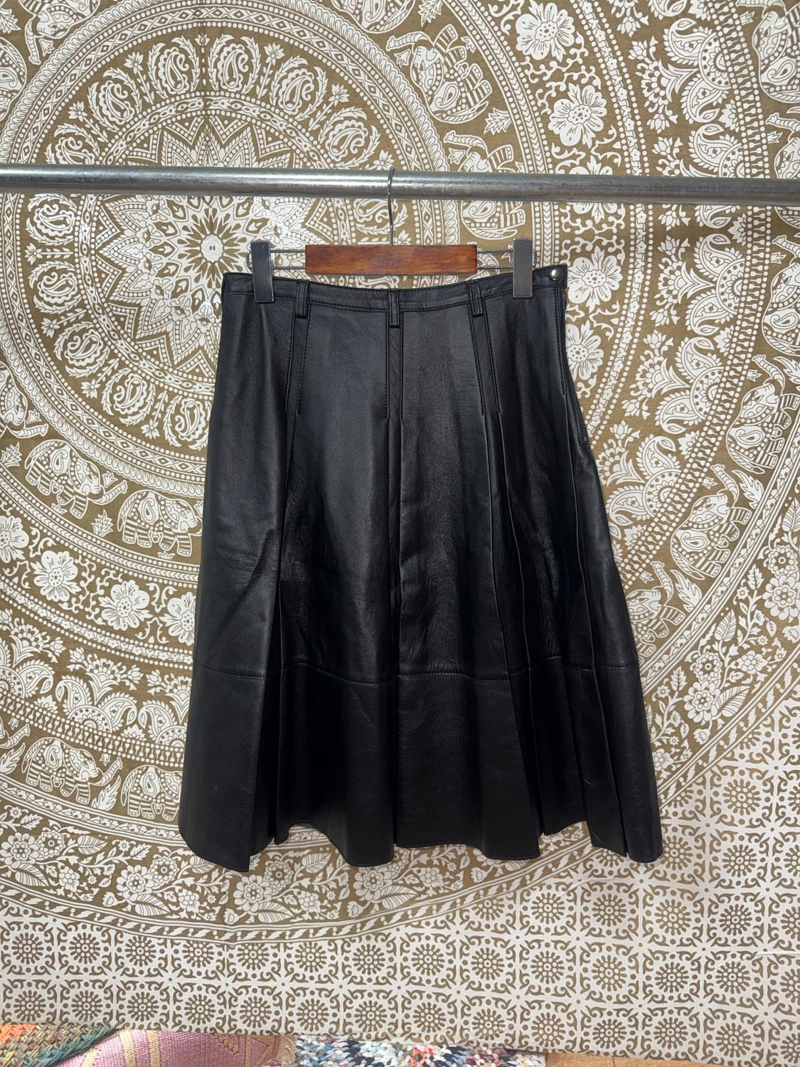 Chalayan 샬라얀 이탈리아 양가죽 턱 미디스커트 상품이미지3