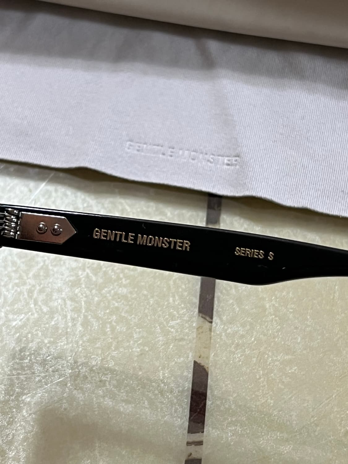 젠틀몬스터 볼타 선글라스 상품이미지2