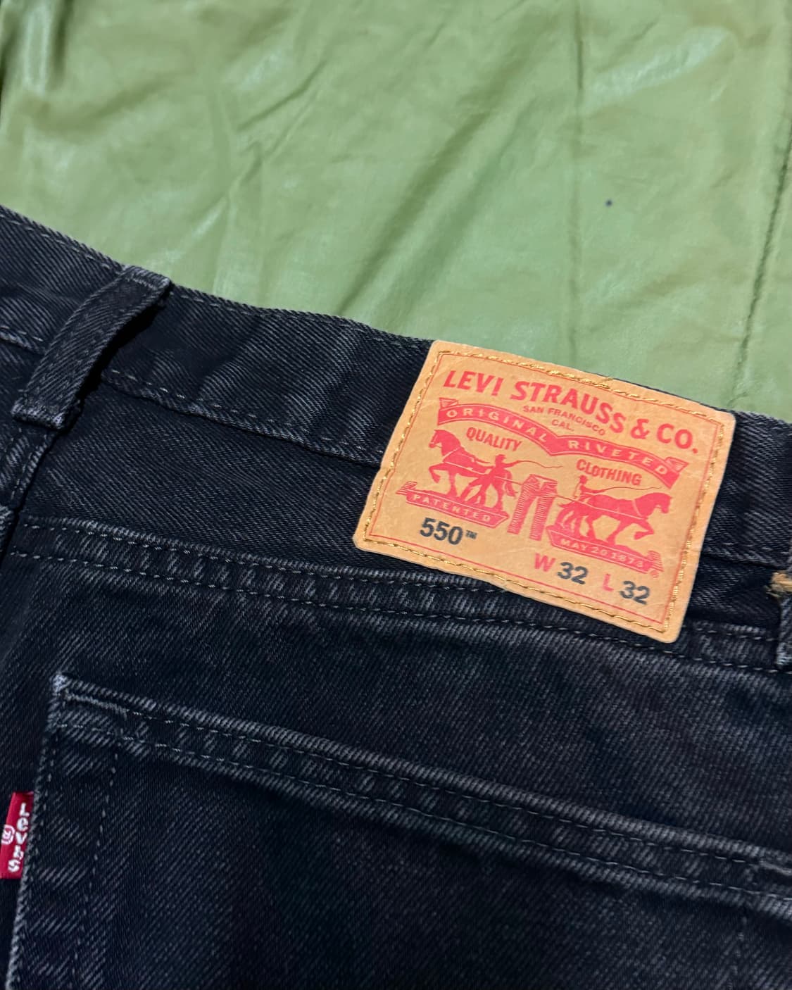 리바이스 550 릴렉스 핏 블랙 데님 팬츠 32 상품이미지7