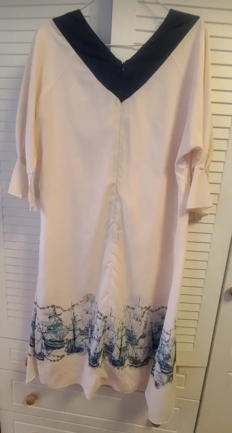 VIKI 네이비&크림 배색 롱 플레어 원피스 (배 프린팅 포인트) 상품이미지2