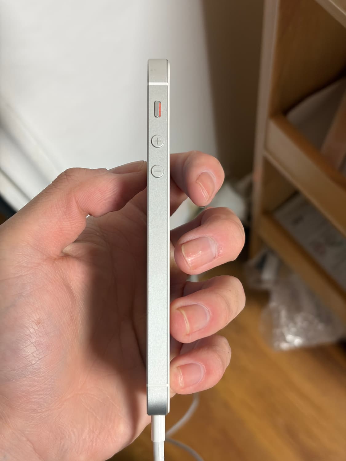 아이폰 SE1 실버 32GB 상품이미지4