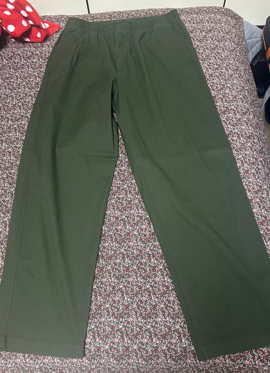 유니클로 초록색 밴딩바지 팬츠 상품이미지1