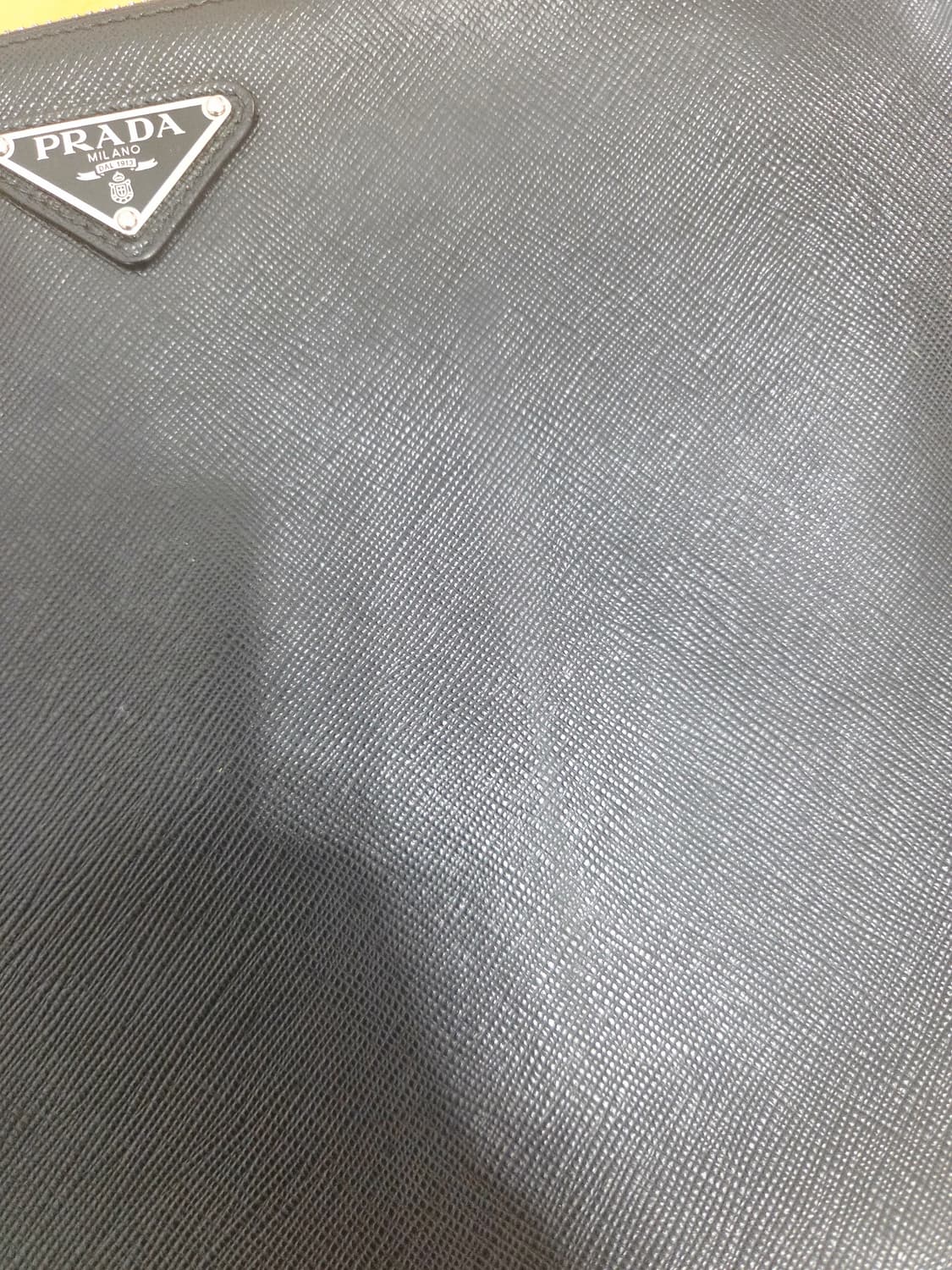 프라다 사피아노 레더 클러치 백 상품이미지7