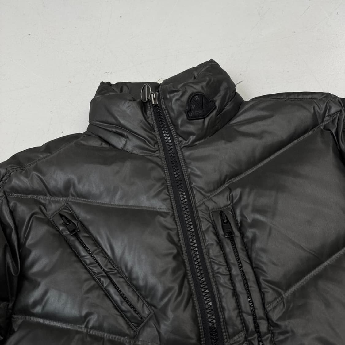 디젤 Y2K 바이커 경량패딩 카키 상품이미지2