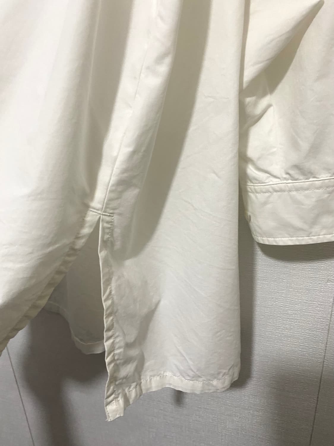 앵글런 오버핏 화이트 셔츠 25SS  상품이미지4