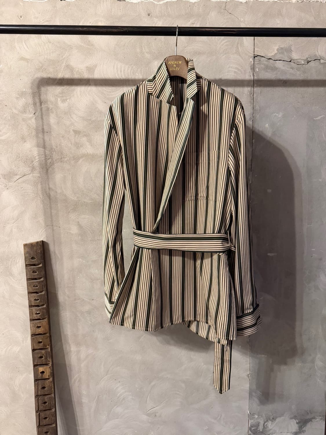 우영미 로브 코트 남성100 상품이미지1