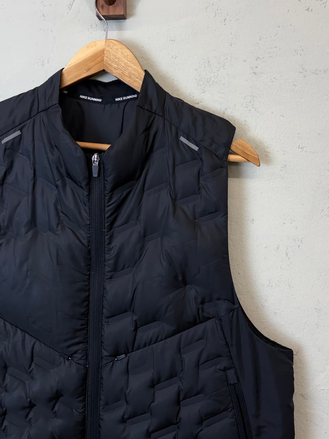 나이키 서마핏 ADV 리펠 다운 러닝 조끼 상품이미지3