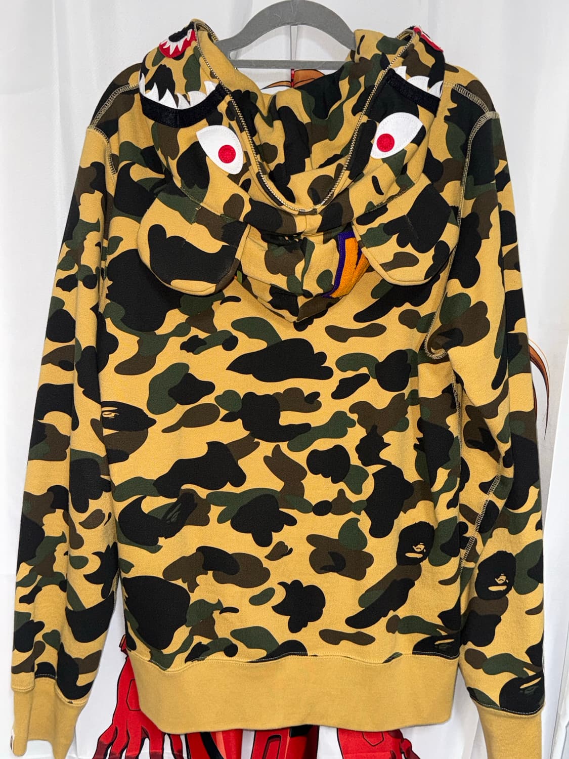 베이프 베어브릭 콜라보 황계 샤크 후드집업 L 상품이미지2