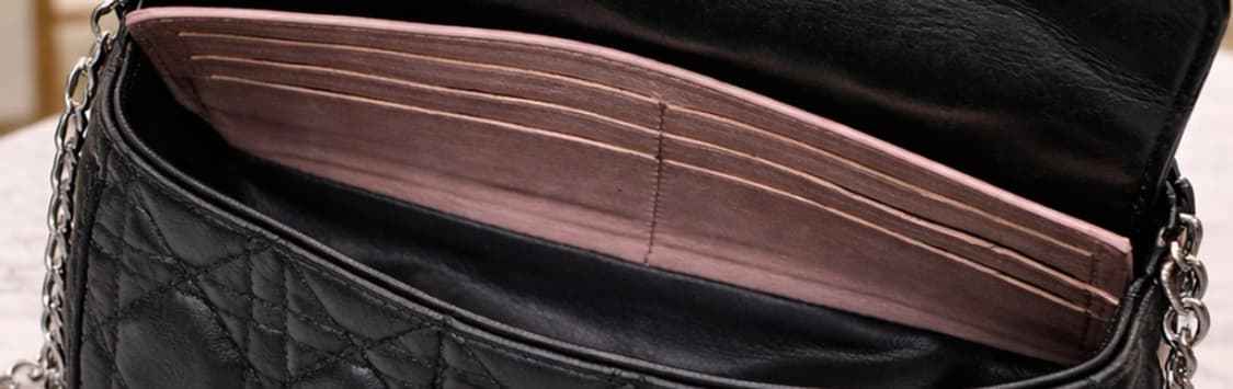 [S급] 디올 까나쥬 퀼팅 램스킨 은장 체인 숄더백 블랙 판매합니다!!! 상품이미지3