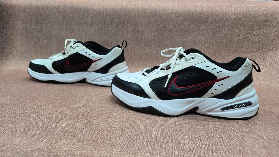 나이키 290mm- 에어 모나크 IV 흰검빨 운동화 상품이미지4