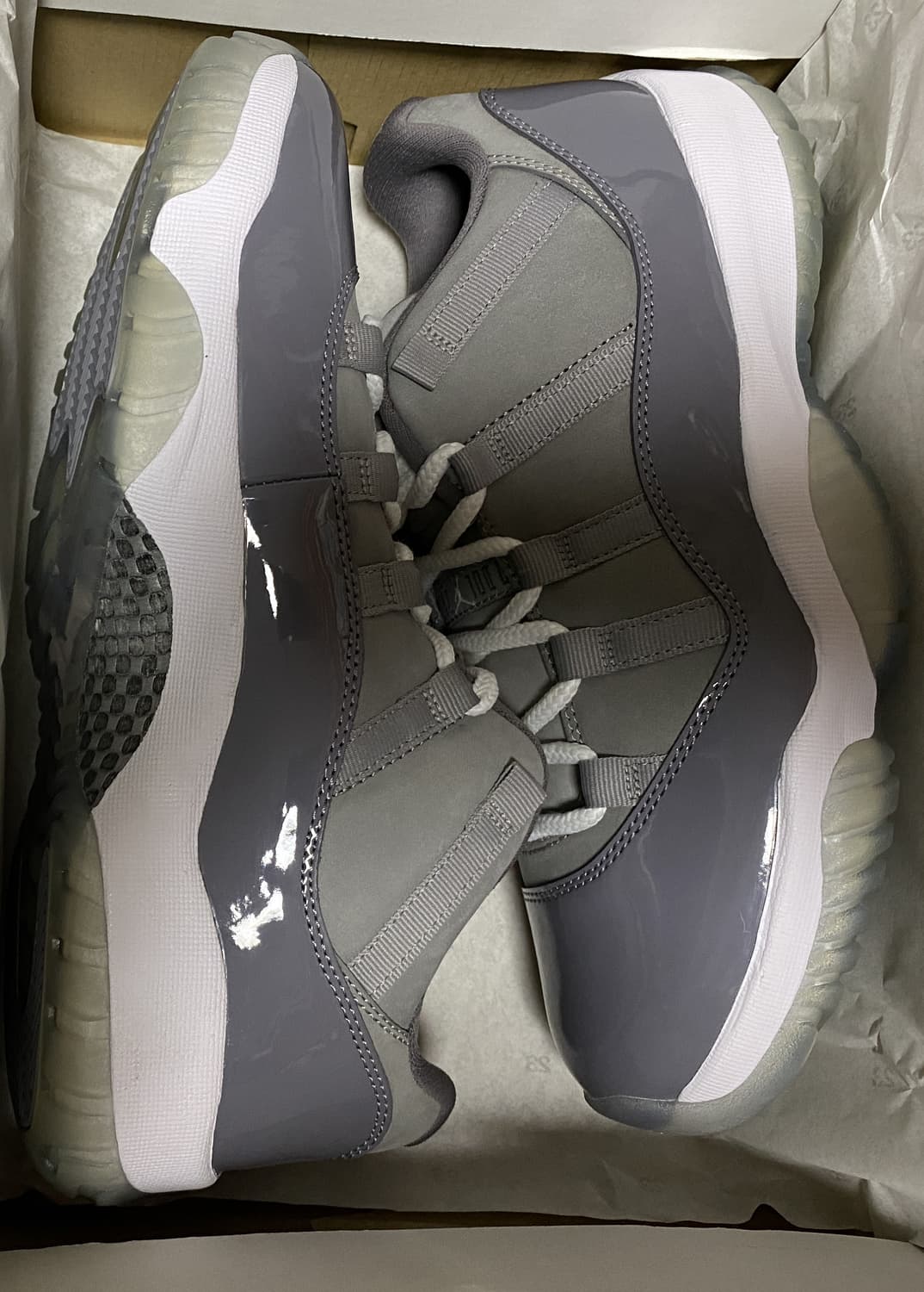 [280] 조던 11 레트로 로우 쿨 그레이 상품이미지2