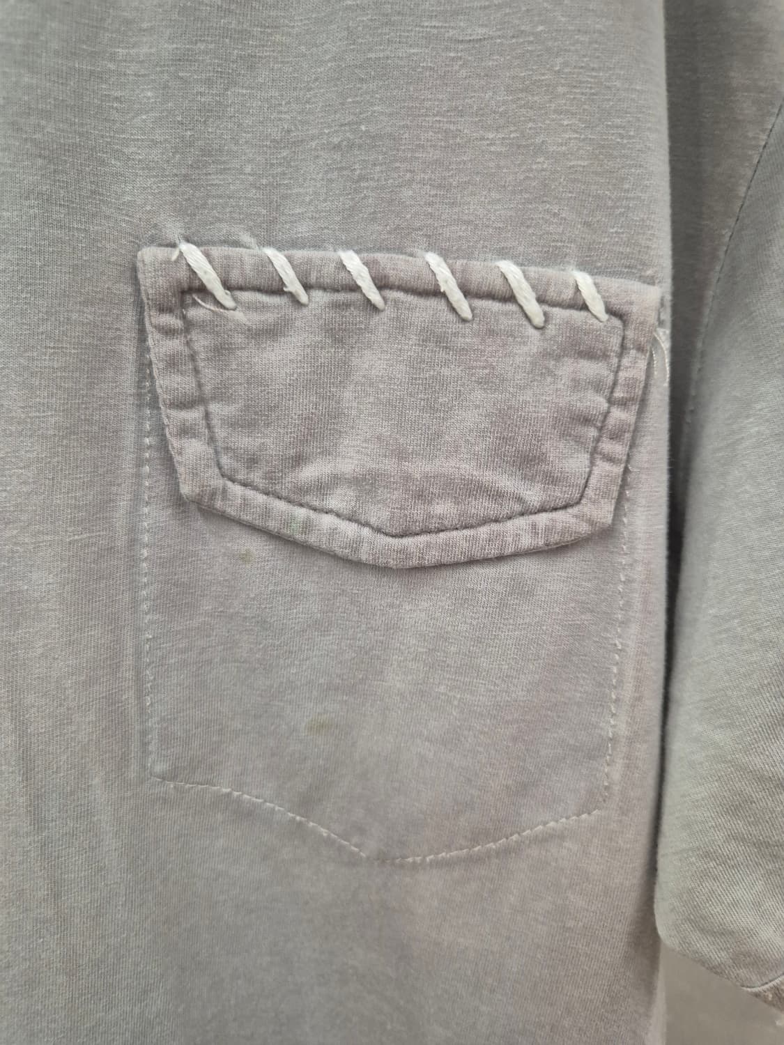 입생로랑 그레이 포켓 반팔 티셔츠 XL 상품이미지5
