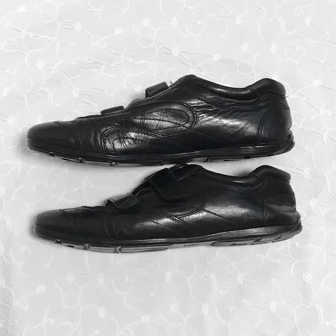 택포•빈티지 프라다 스포츠 레더 벨크로 스니커즈 250 상품이미지2