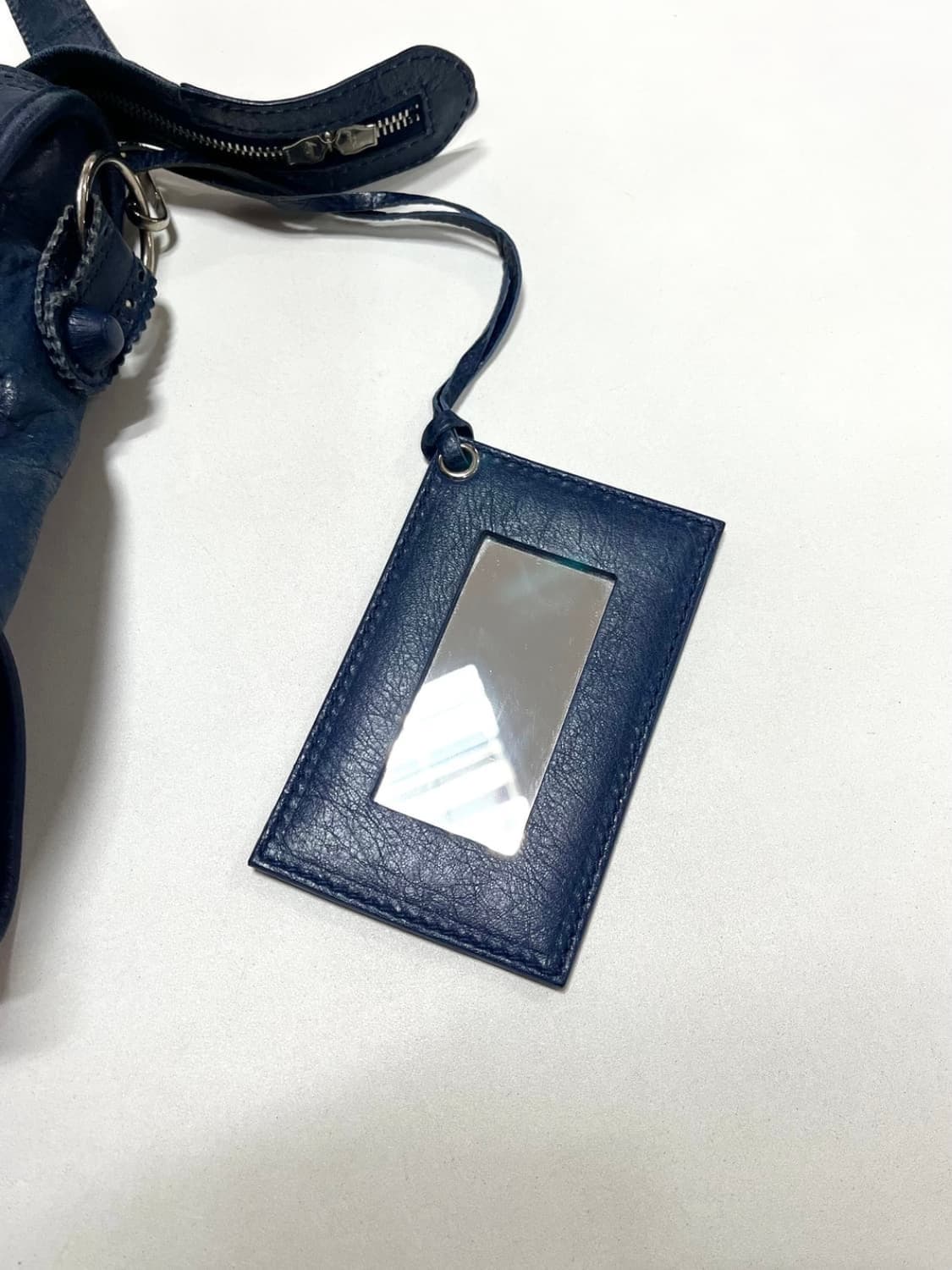 [정품] 발렌시아가 모터백 상품이미지10