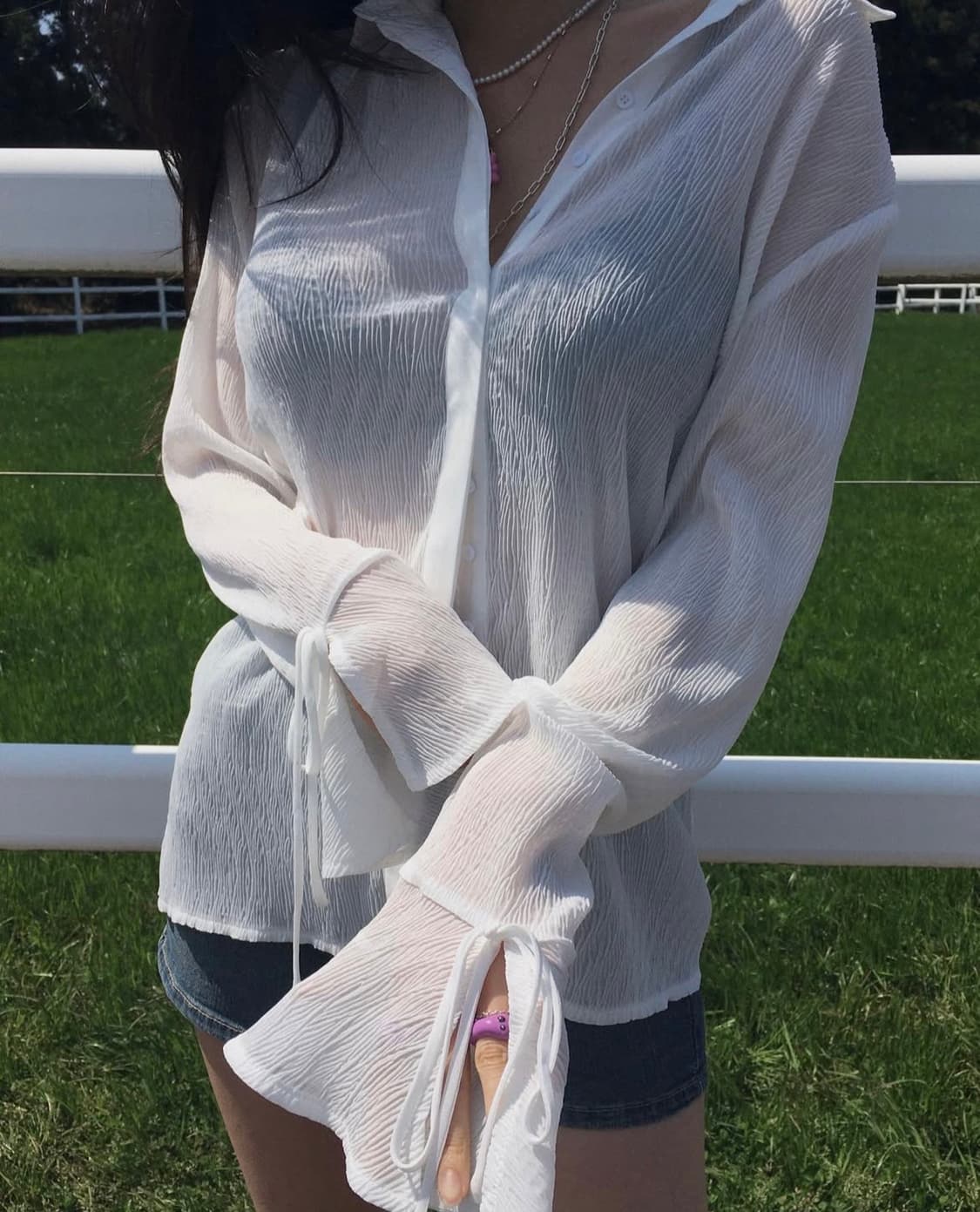 [새상품]페일제이드 스완 블라우스 화이트 프릴 블라우스 상품이미지1