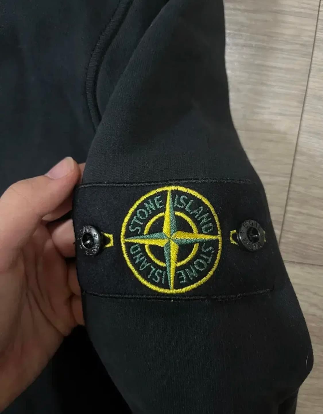 [M] 스톤아일랜드 후드티 22FW 블랙 상품이미지3