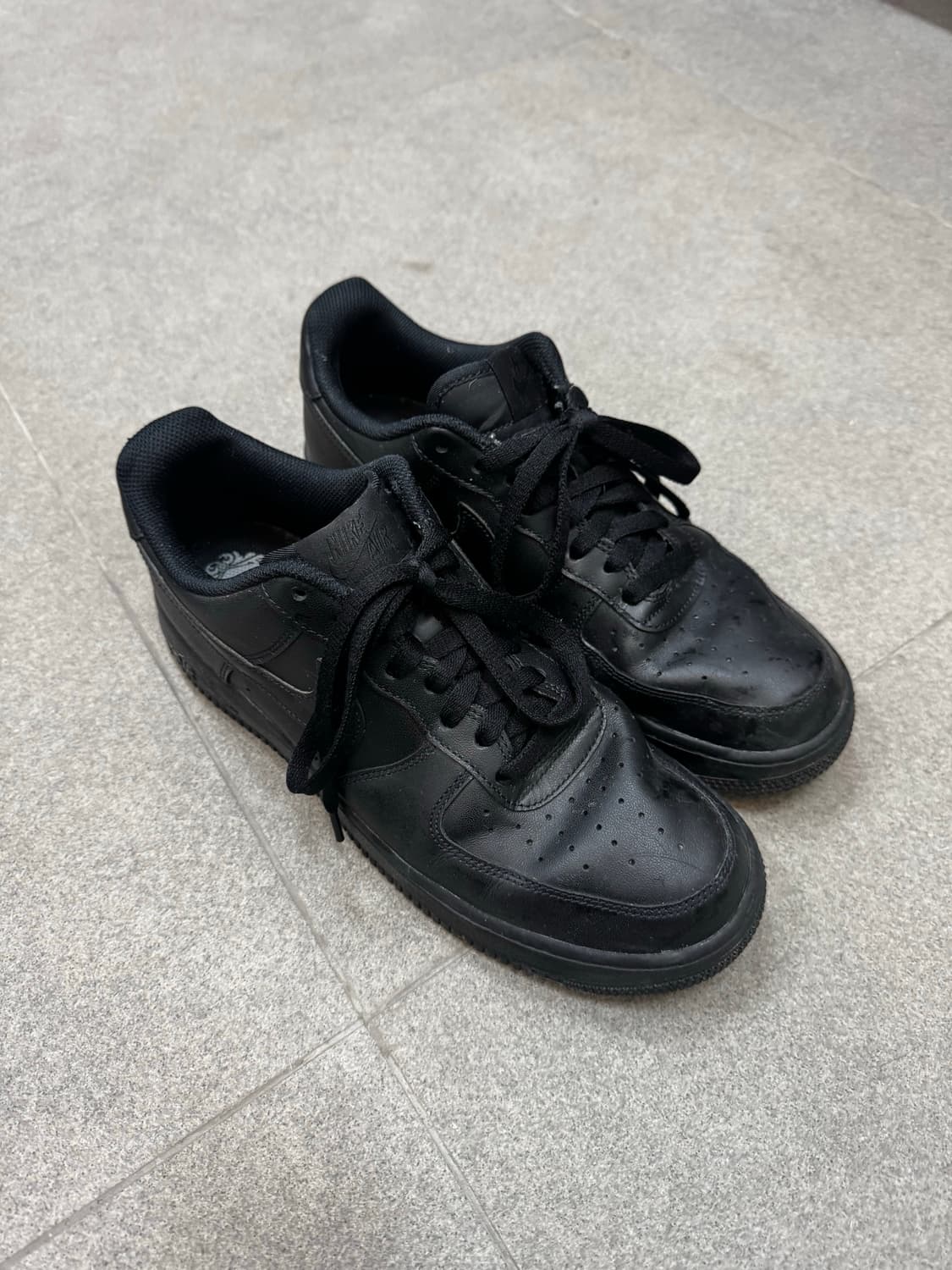 나이키 에어 포스 1 로우 트리플 블랙 280 상품이미지1