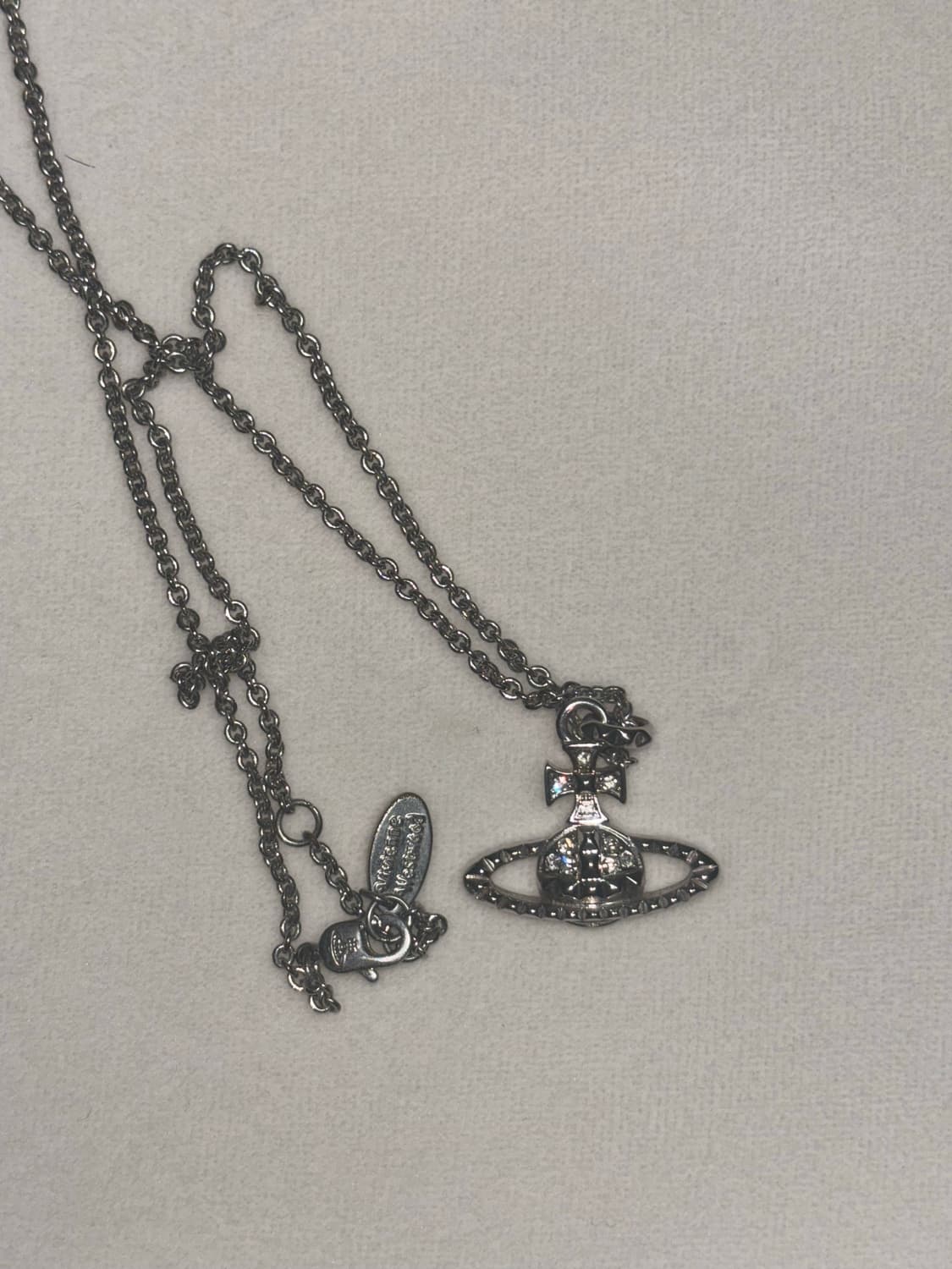 비비안웨스트우드 메이페어 바스 릴리프 목걸이 상품이미지3