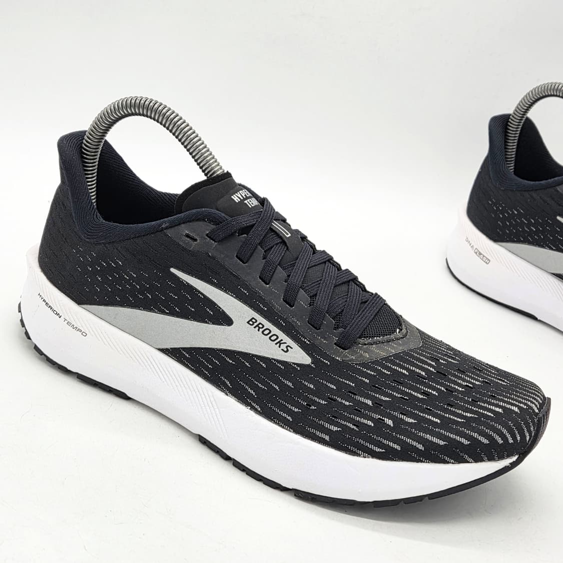 브룩스 하이페리온 템포 검/흰 (250 M) 상품이미지5