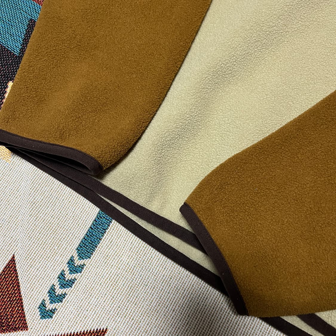 파타고니아 신칠라 투톤 컬러 스냅티 M 상품이미지2