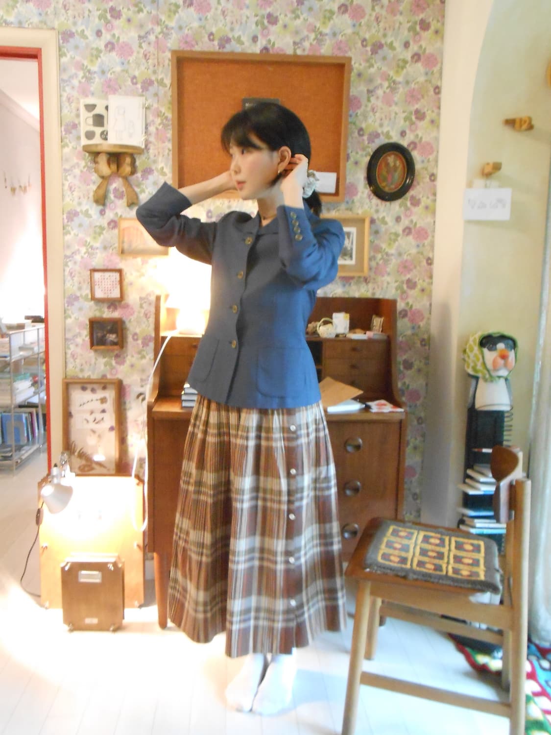 브라운 멀티 체크 단추 스커트 상품이미지4