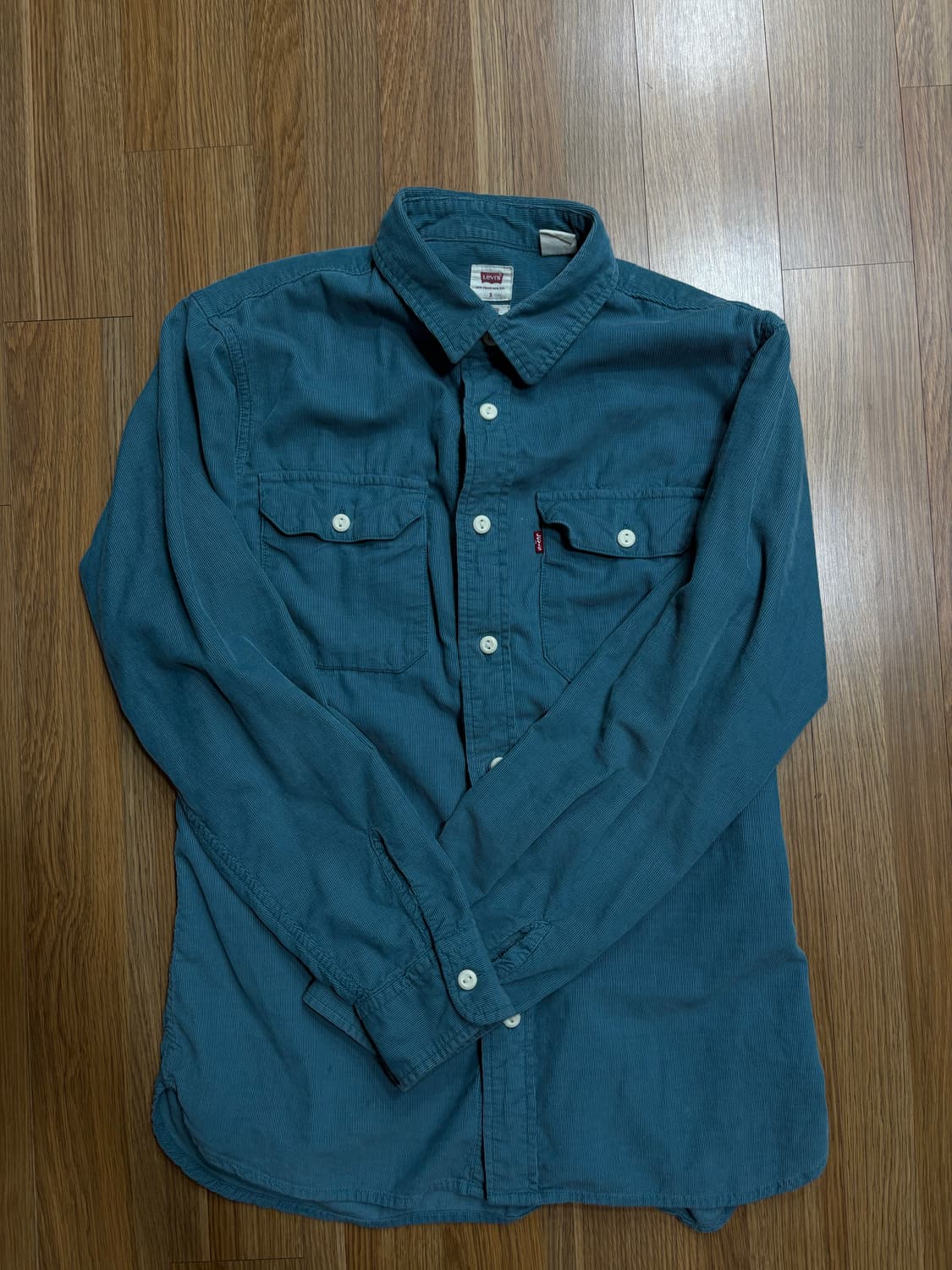 리바이스 골덴 셔츠 릴렉스드핏 S 사이즈 상품이미지1