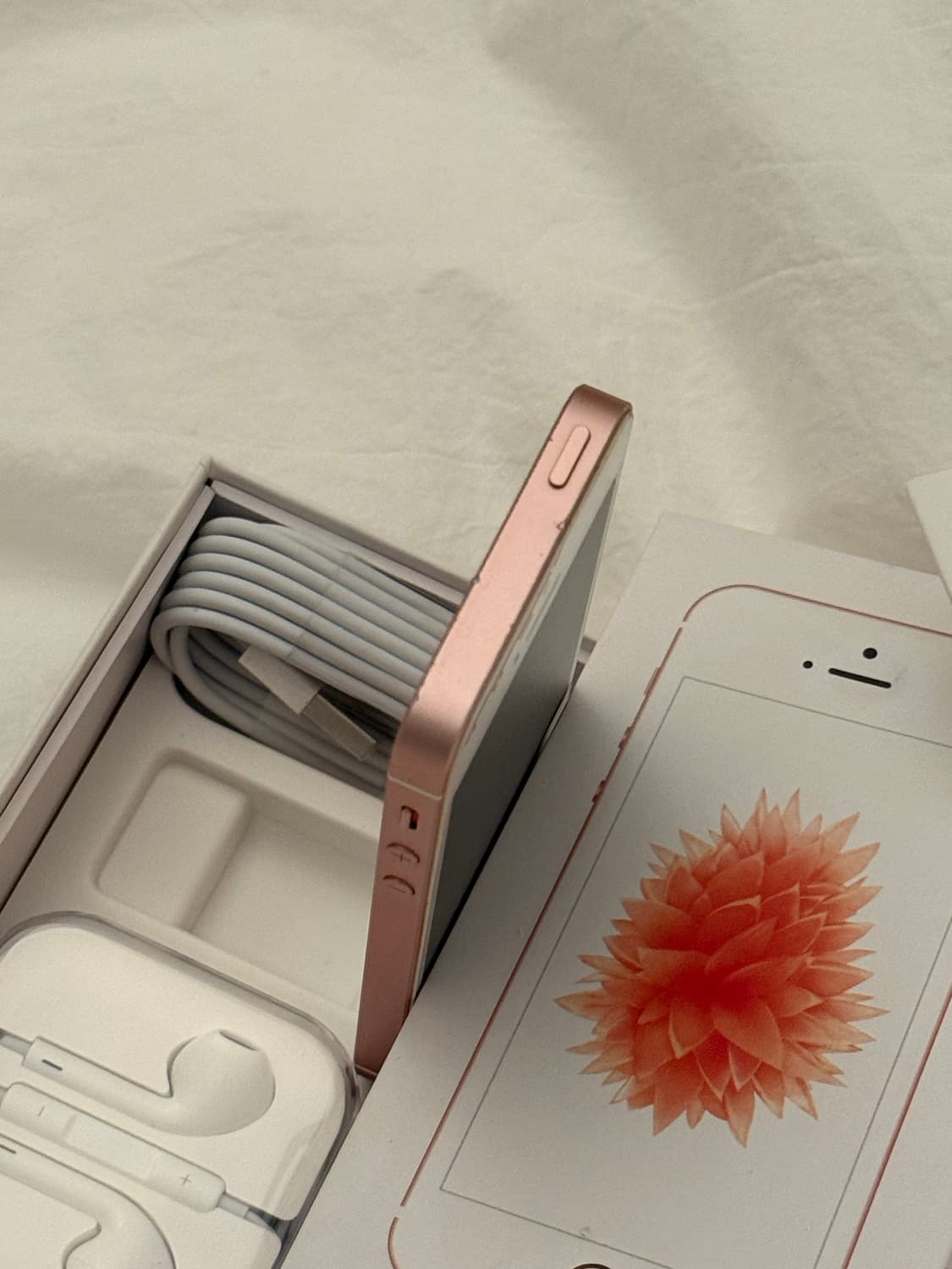 아이폰se1 로즈골드 순정 상품이미지9