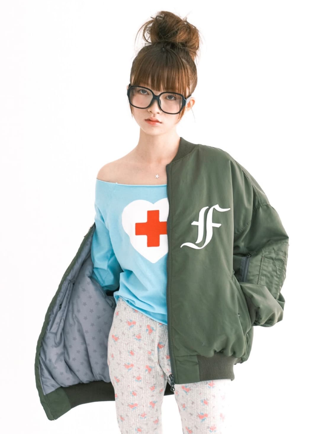 구해요!! 샵페어리 봄버 자켓 카키 상품이미지1