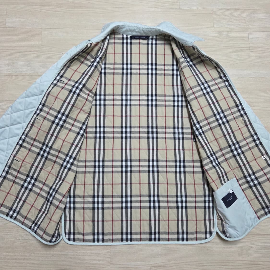 버버리 퀼팅 상품이미지5