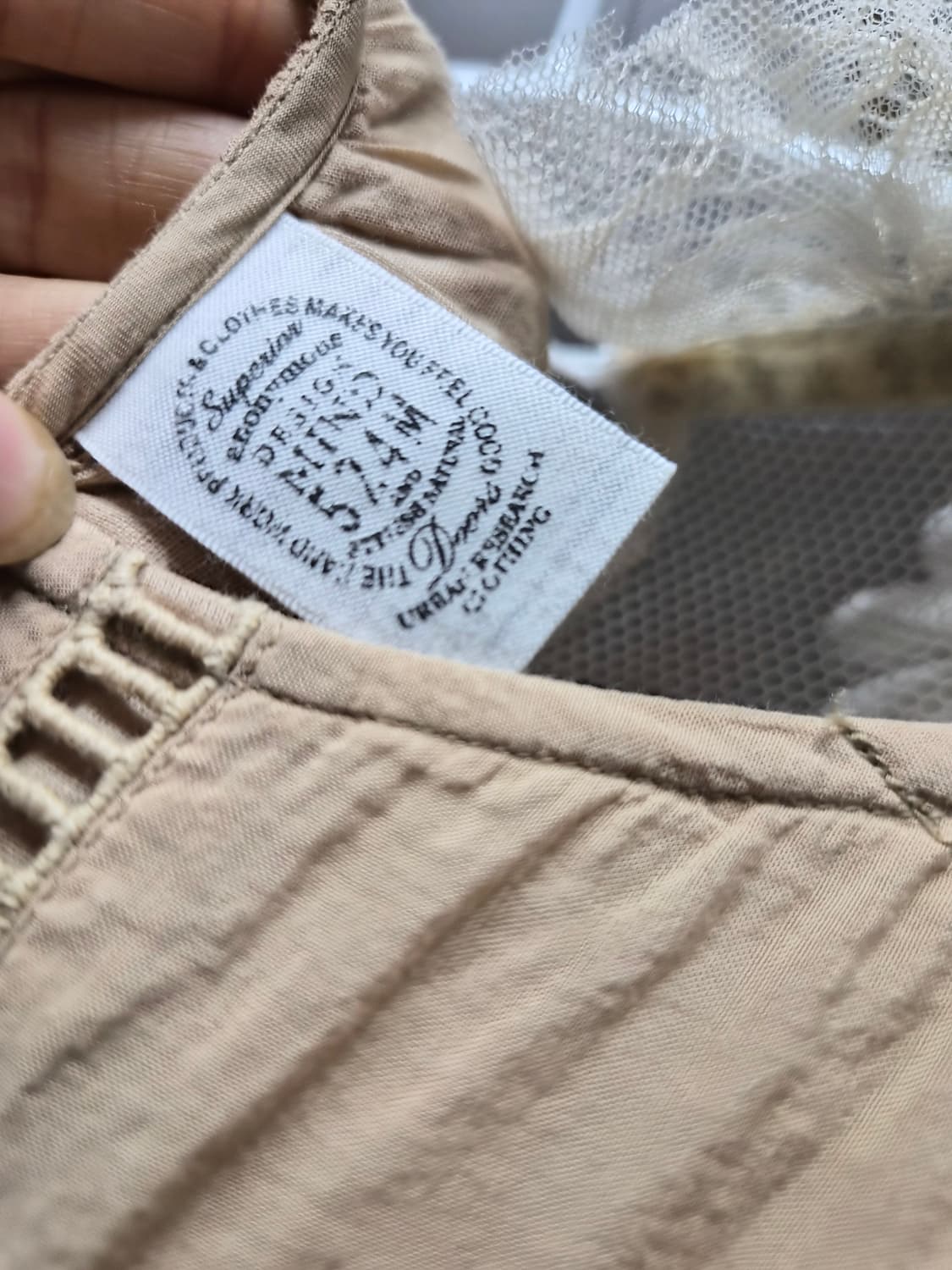 어반리서치 펀칭자수 원피스. 레이스 블라우스 상품이미지5