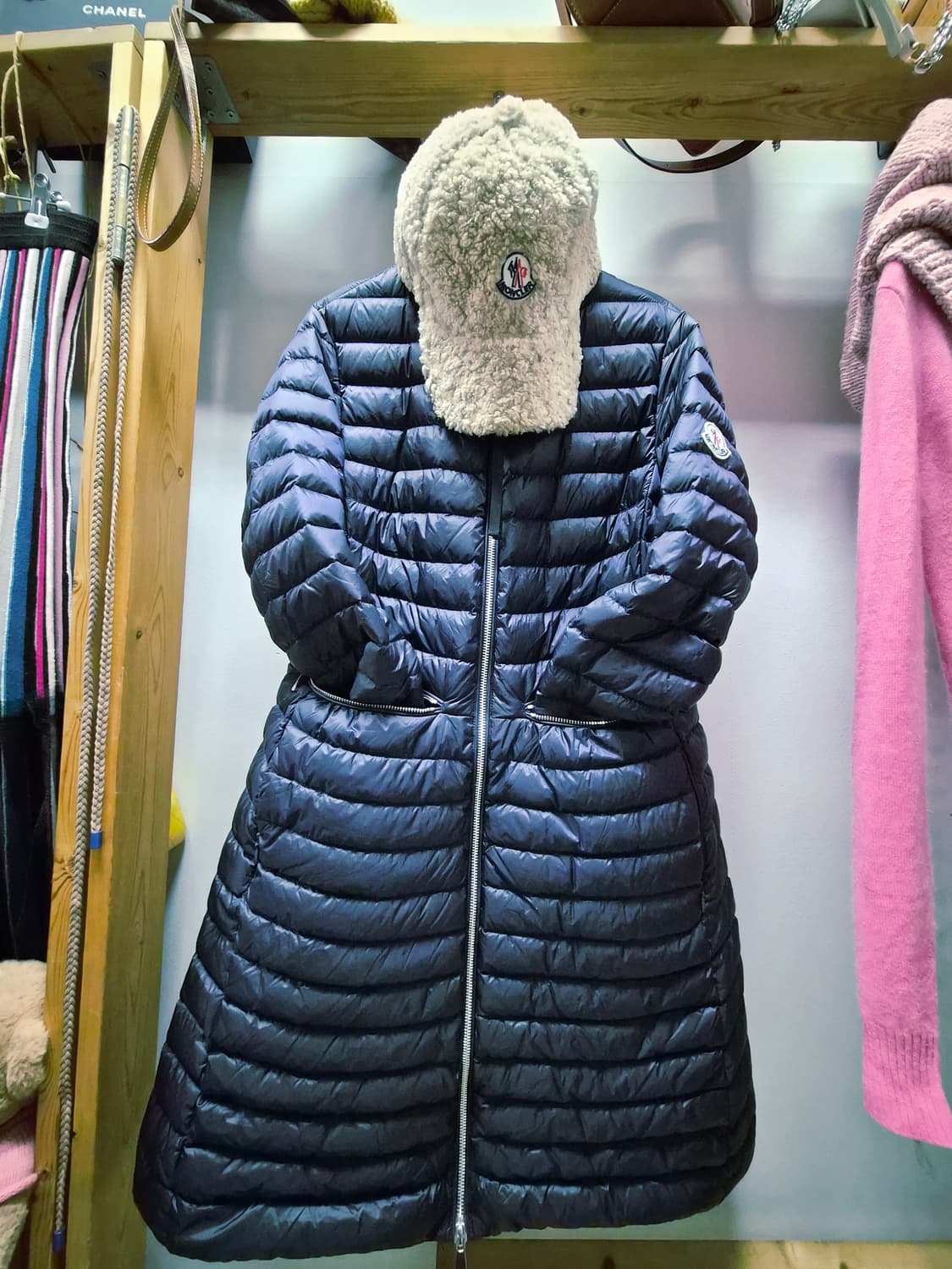 네이비 퀼팅 다운패딩 상품이미지1