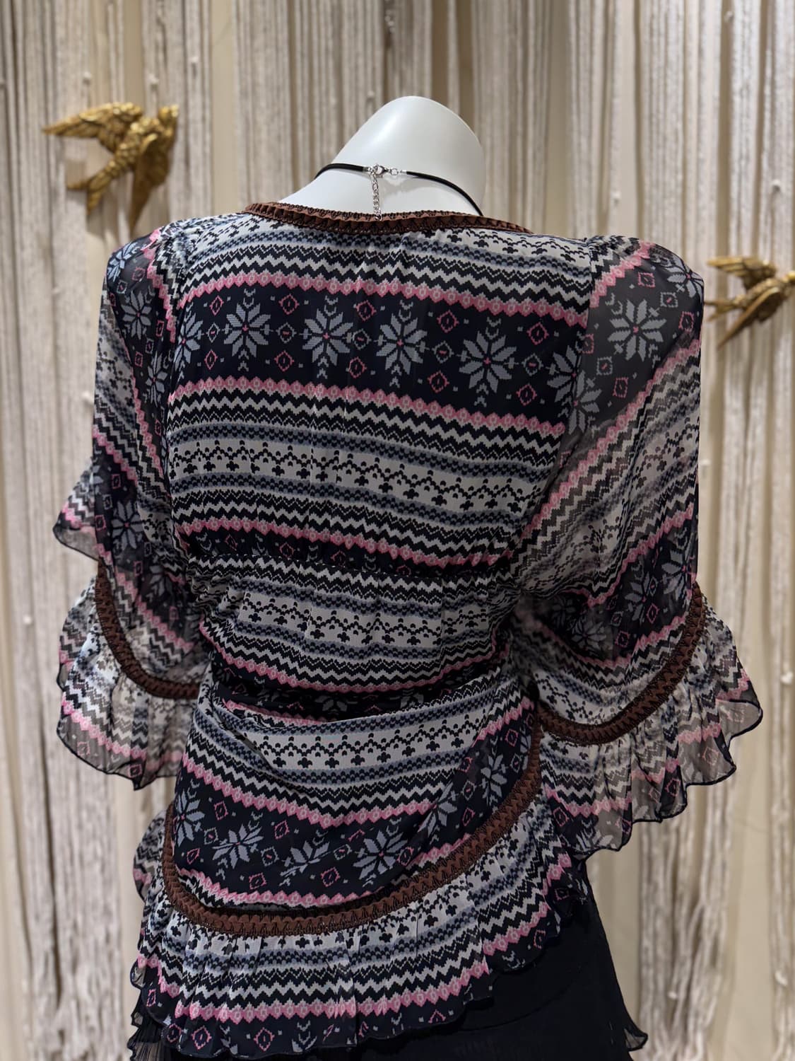 Nordic Pompom Overfit Blouse 0037 상품이미지10