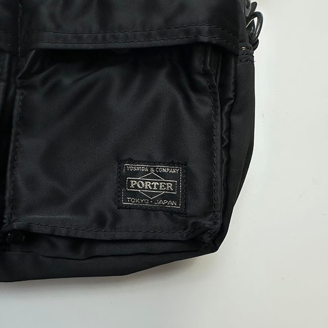 PORTER TANKER SHOULDER BAG 포터 탱커 숄더백 상품이미지2