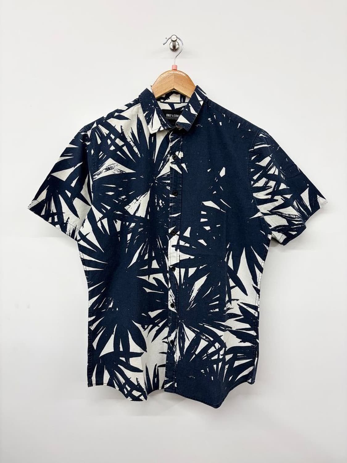 온니앤손즈 야자수 패턴 하와이안 반팔 셔츠 PN9707 상품이미지1