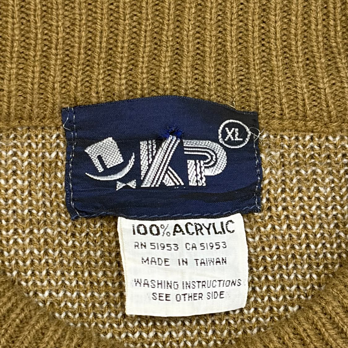 90s USA 빈티지 트라이벌 니트 상품이미지6