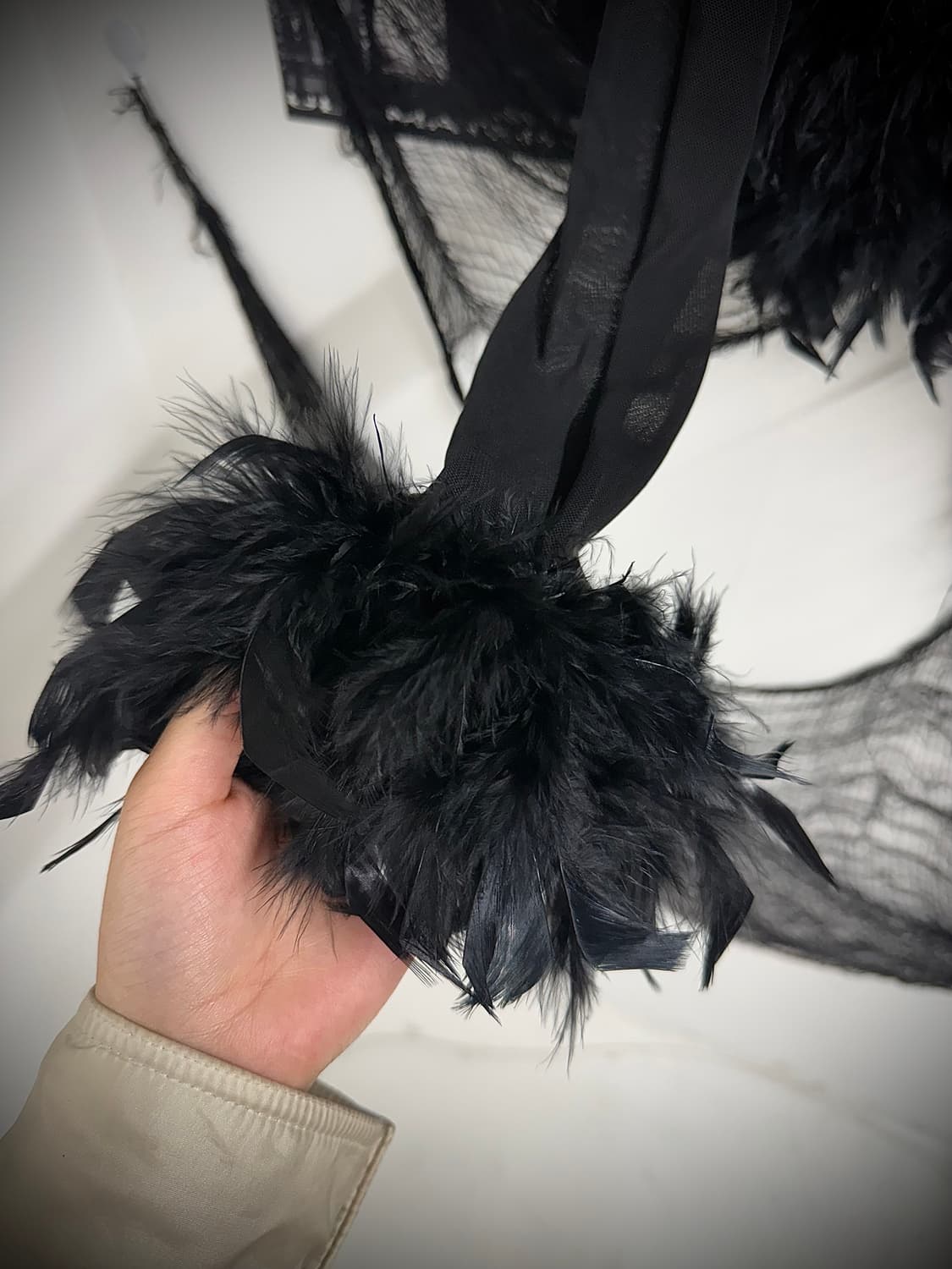 Feather detailed seethrough cardigan 상품이미지3