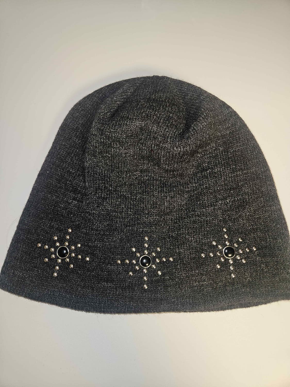 Studded beanie 상품이미지1