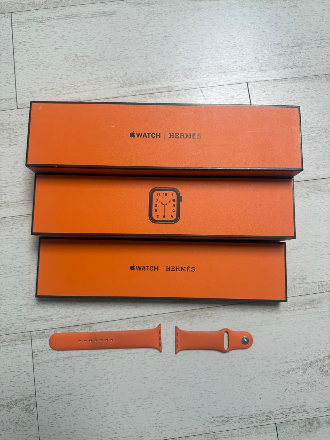 애플워치4 x 에르메스 스테인리스 44mm 판매합니다~ 상품이미지1