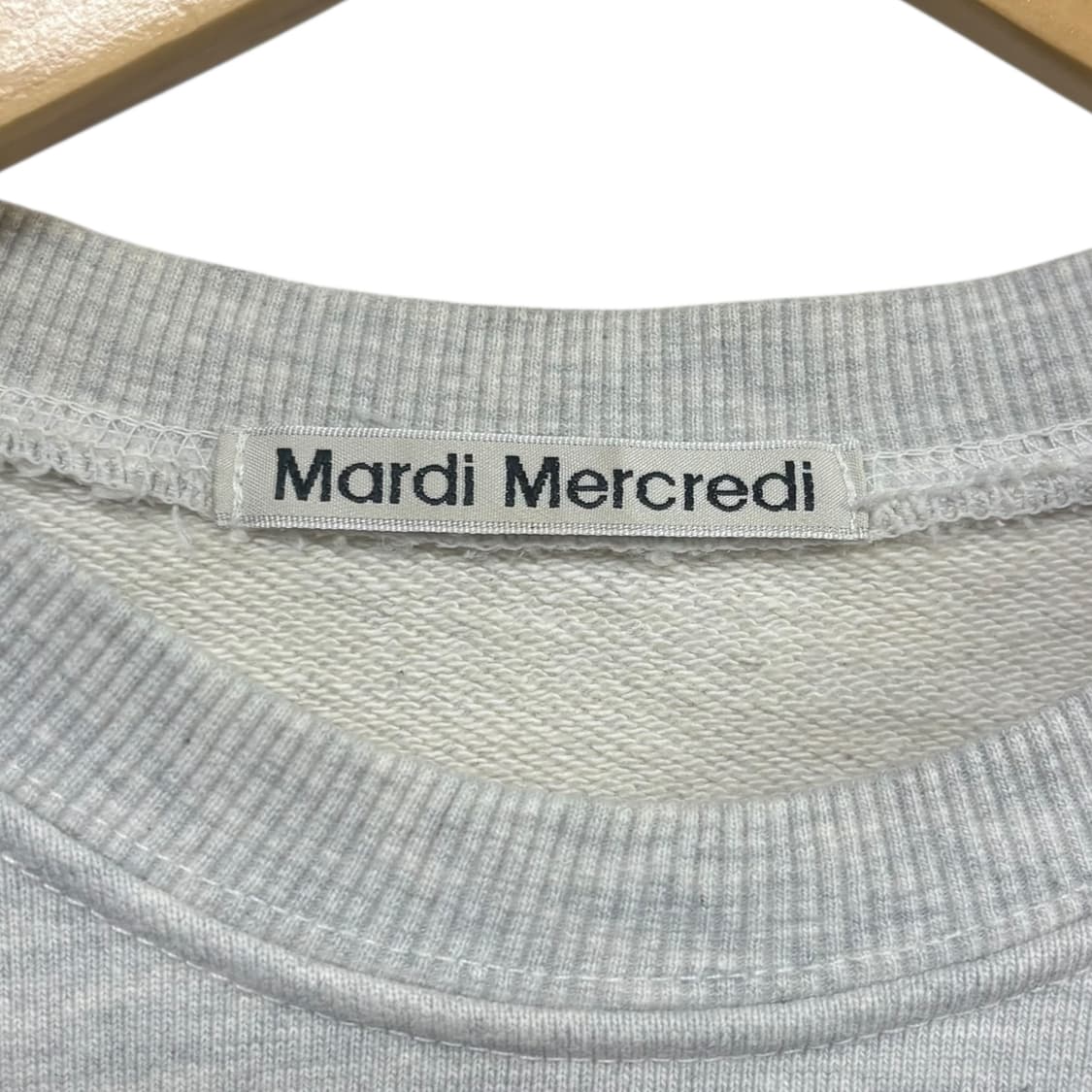 3779 마르디 메크르디 그레이 맨투맨 상품이미지3