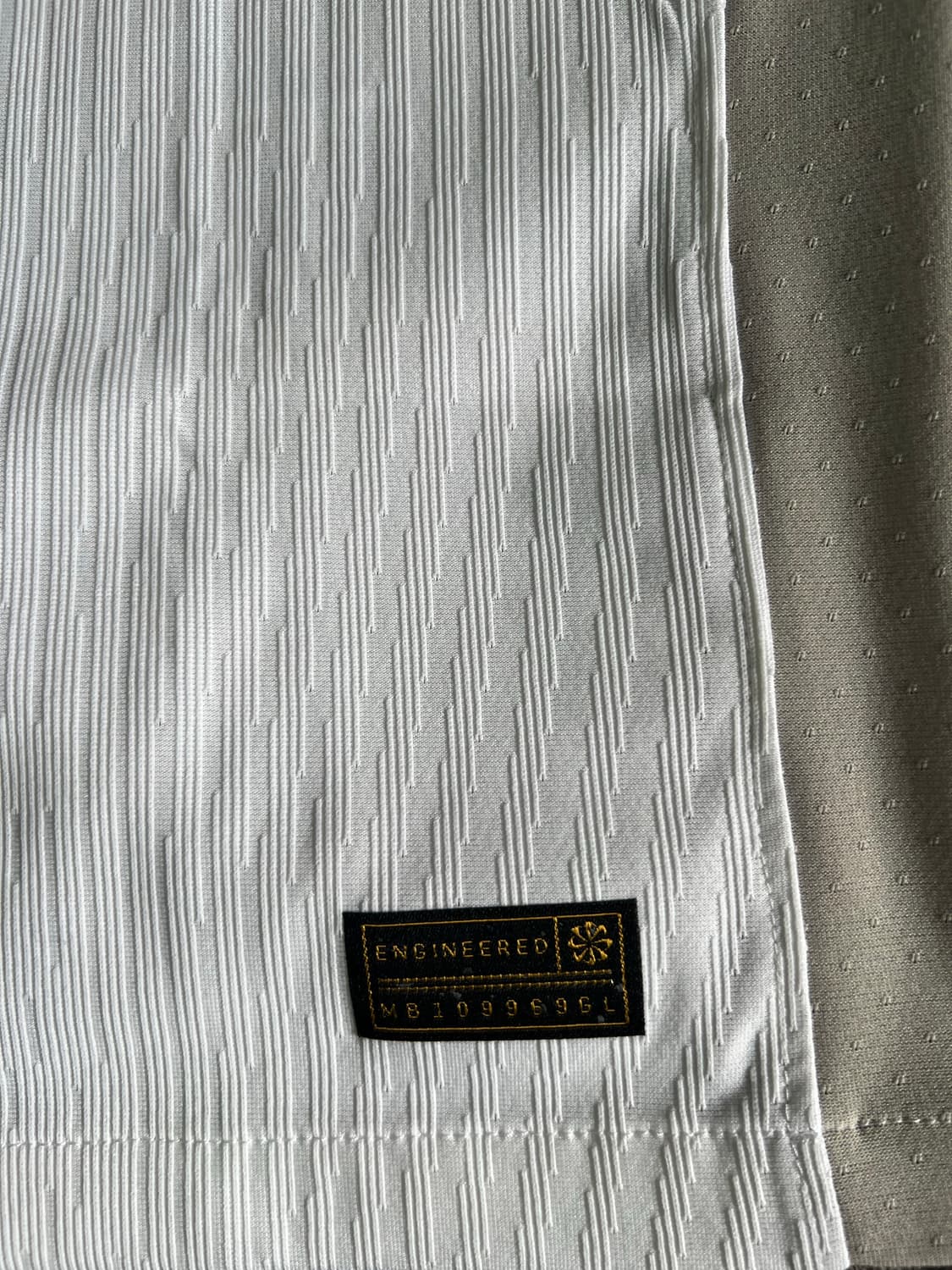 25/26 토트넘 홈 어센틱 L 상품이미지2