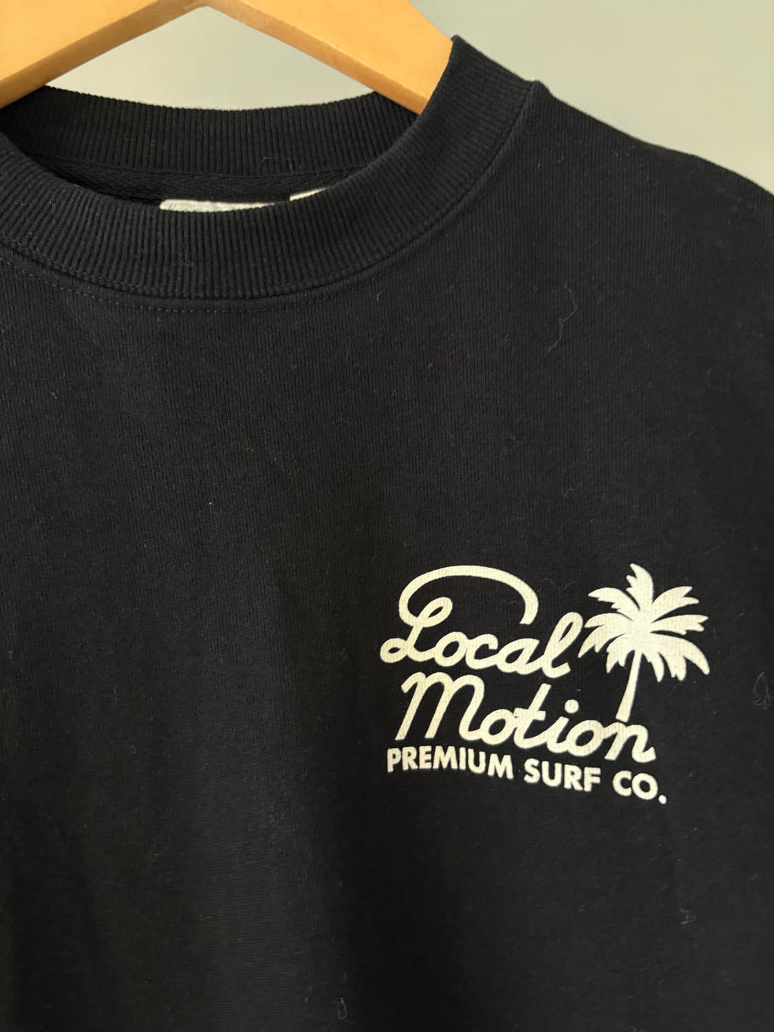 LOCAL MOTION black sweatshirt 상품이미지3