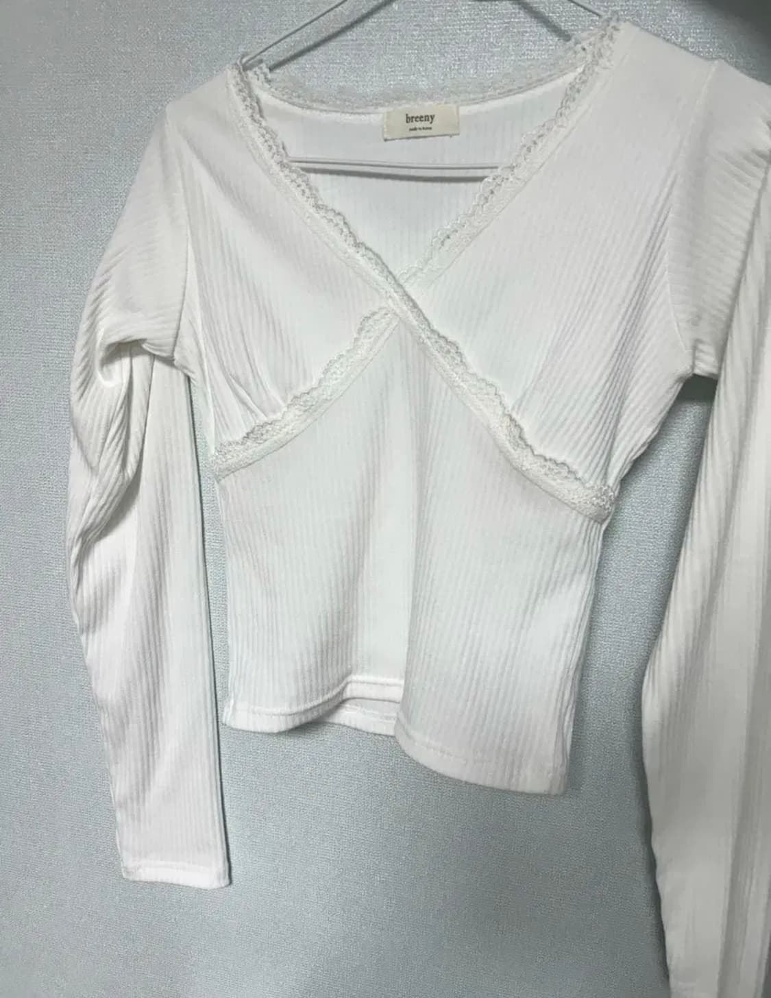 발레코어 레이스 화이트 긴팔티 니트 상품이미지1